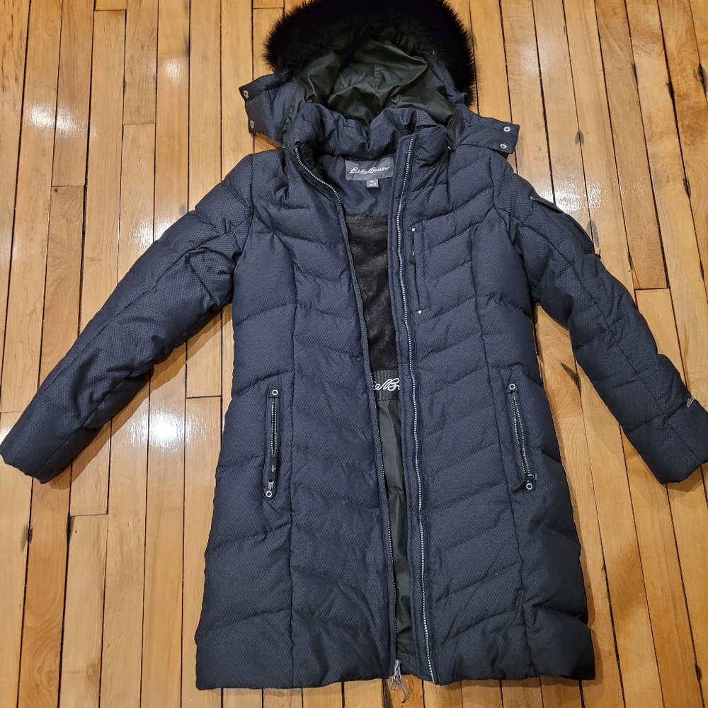 Women's Eddie bauer winter coat/ jacket- down